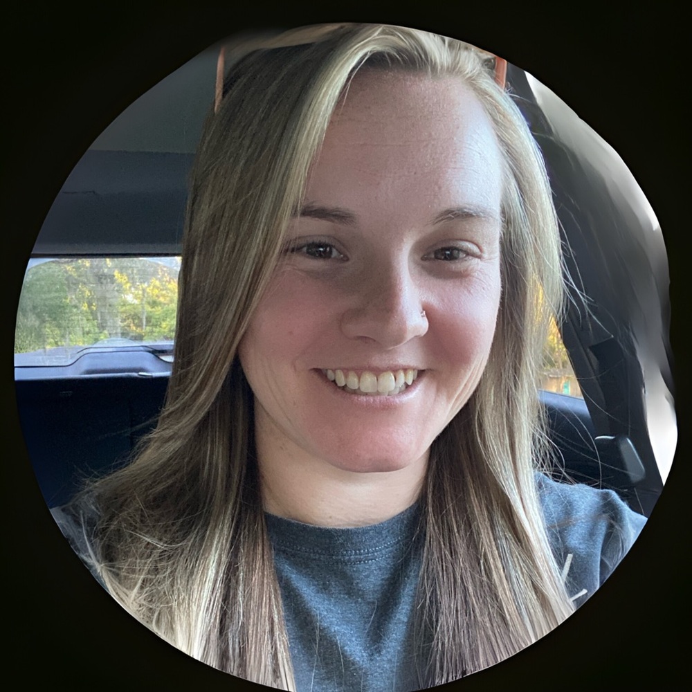Meet your Posher, Brooke